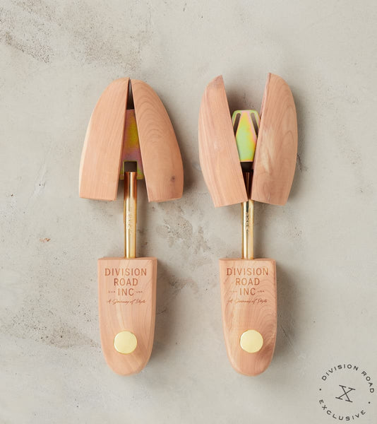 Scented Red Cedar Collection - Alberto hanger & Vigevano Shoe Tree