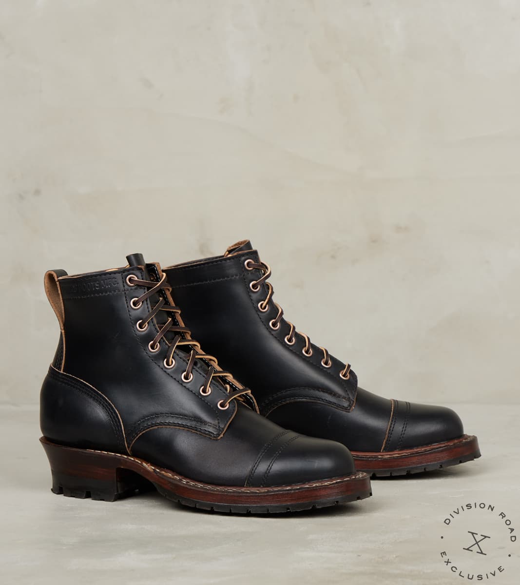 White's x DR Logger 350 - 55 - Split Commando - Horween Black CXL