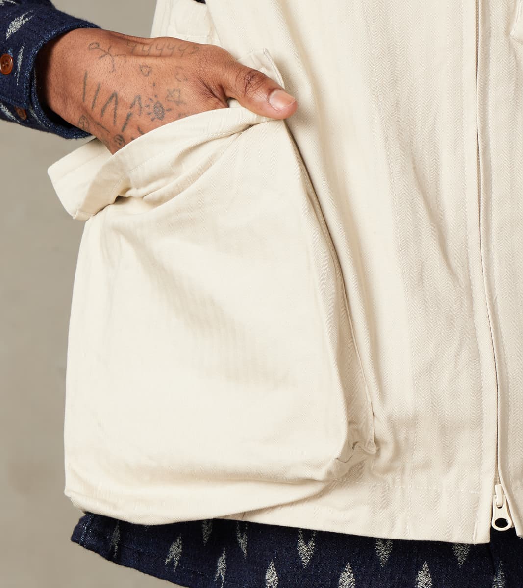 Messenger Vest - Organic Cotton Herringbone Twill - Ivory
