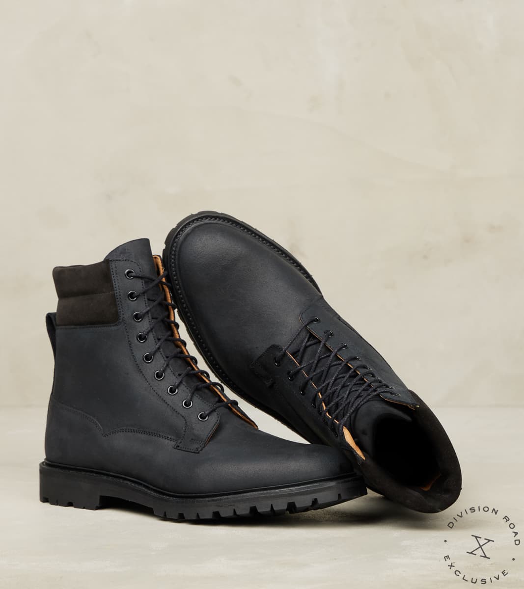 Ross - 378 - Vibram Carrarmato - Black Roughout Suede