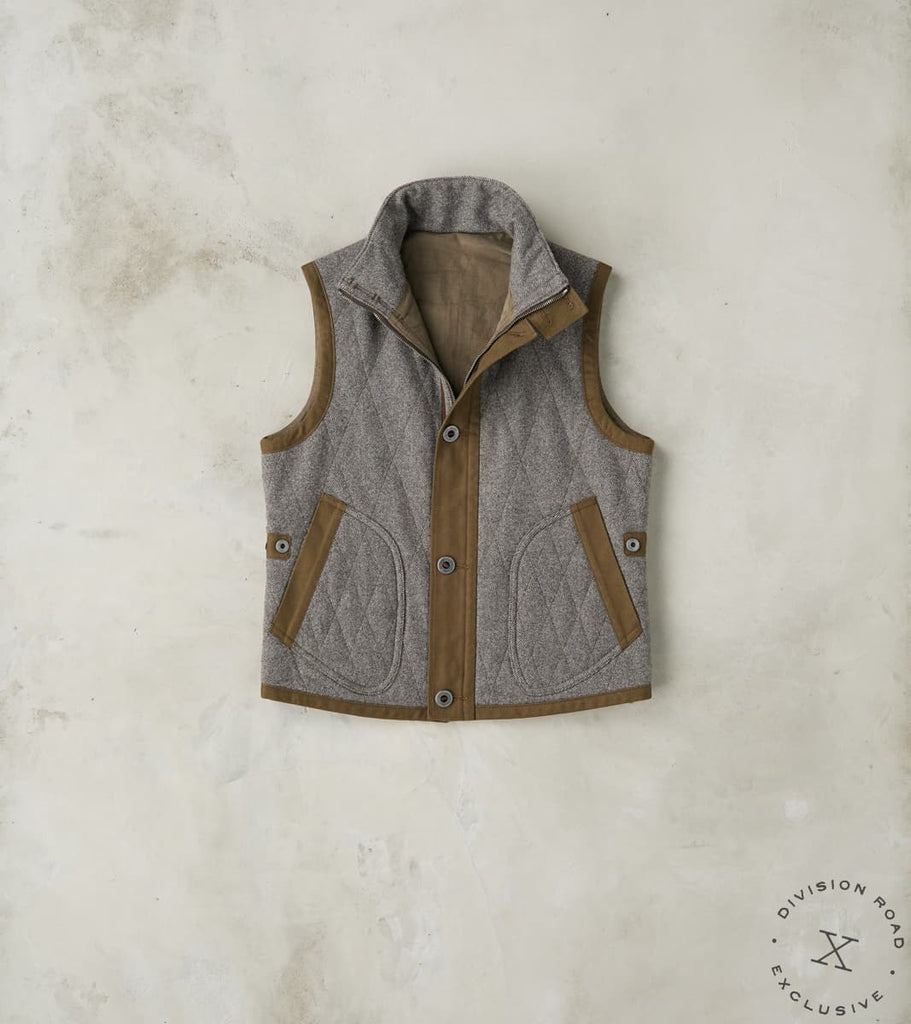 MotivMfg x Division Road French Fencing Hunt Vest - Fox Brothers® Stone Grey Exmo…