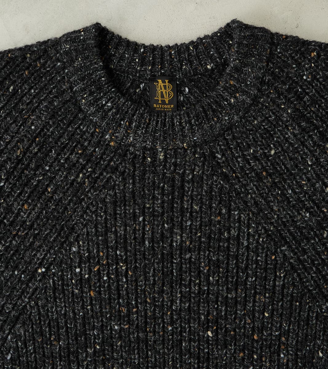 Signature Crew Neck Donegal Yarn Knit - Black
