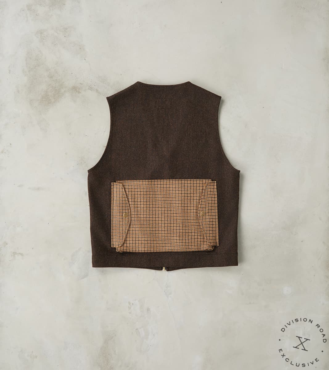 Dehen 1920 x DR Cargo Vest - Moon Chocolate Herringbone & Fox
