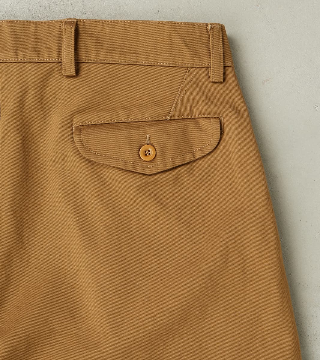 Enfield 121 Chino Trouser - Pleated Tapered - Beige Twill