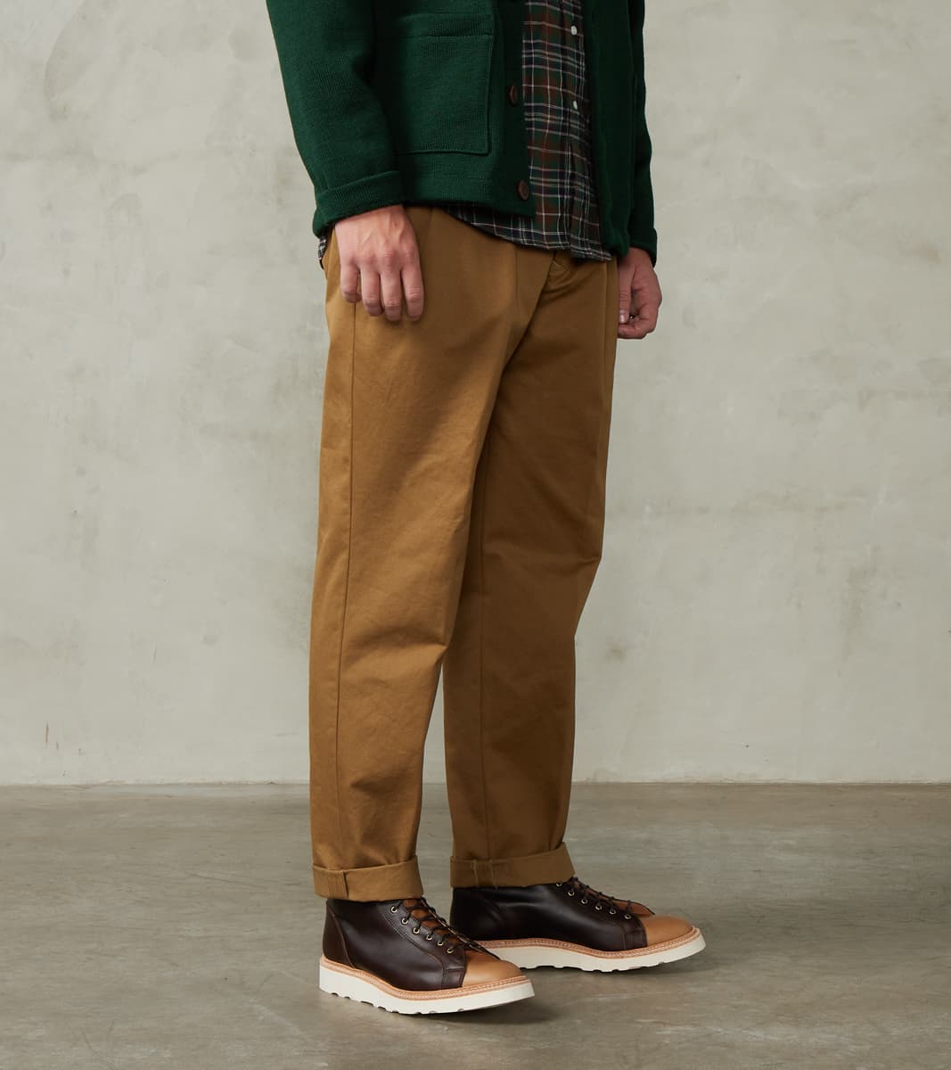 East Harbour Surplus Enfield 121 Chino Trouser - Pleated Tapered - Bei…