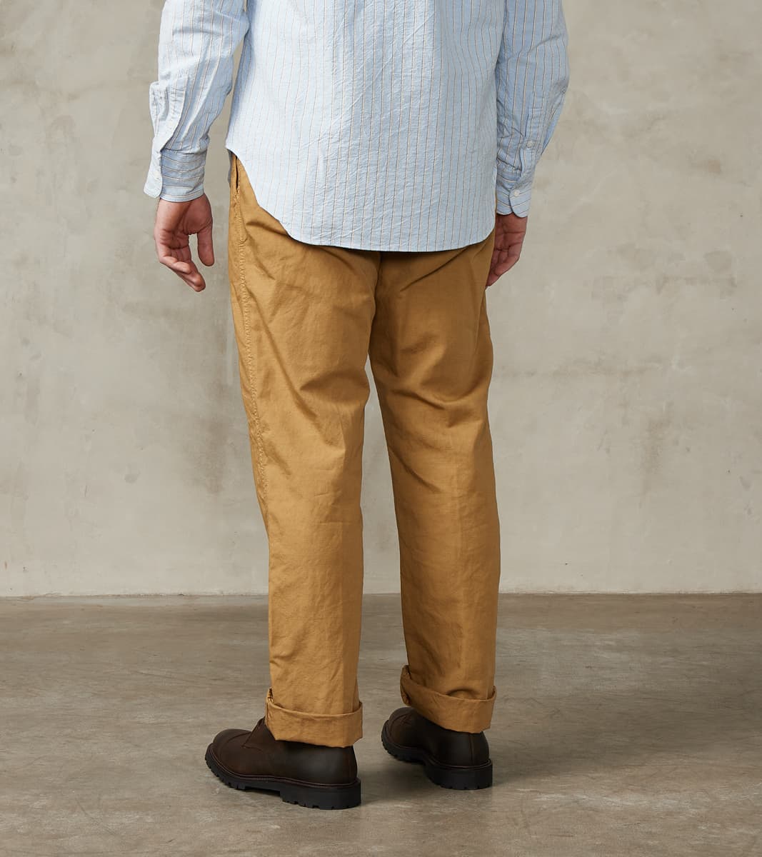 East Harbour Surplus Axel 071 Chino Pant - Classic Tapered - Khaki