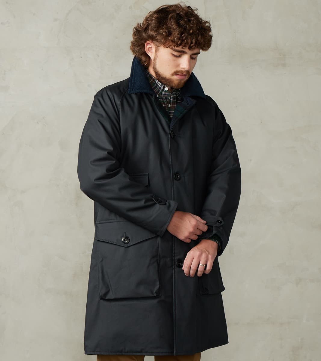 Murray 670 Reversible Raglan Trench Coat - Black Waterproof Canvas & Blackwatch Woolen