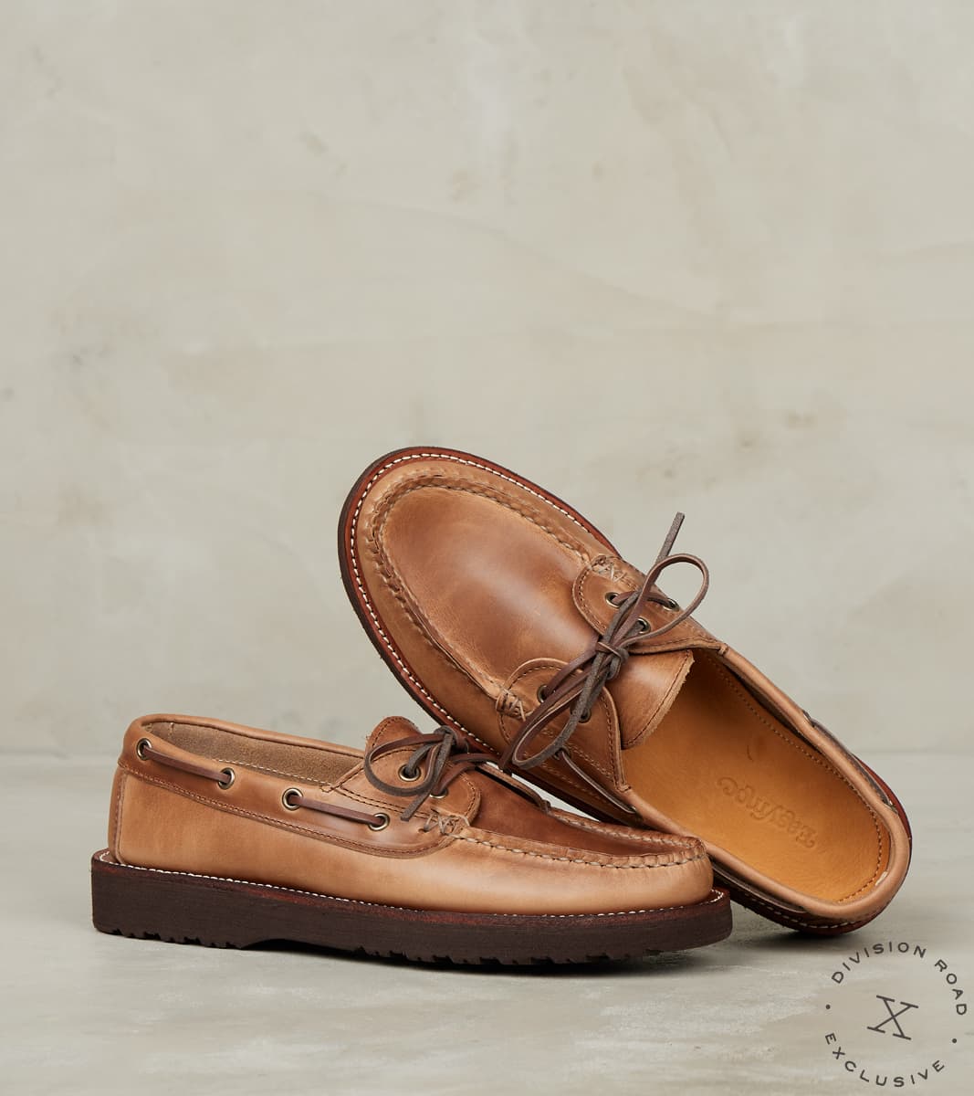 Bateau 2-Eye Moc - Vibram 2062 Olympic - Natural CXL