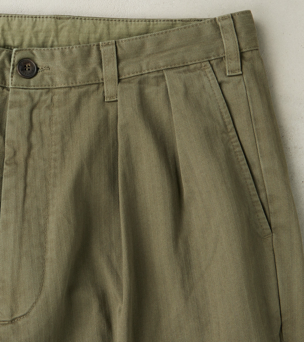 Seattle Pleated Trouser - Green Herringbone Twill