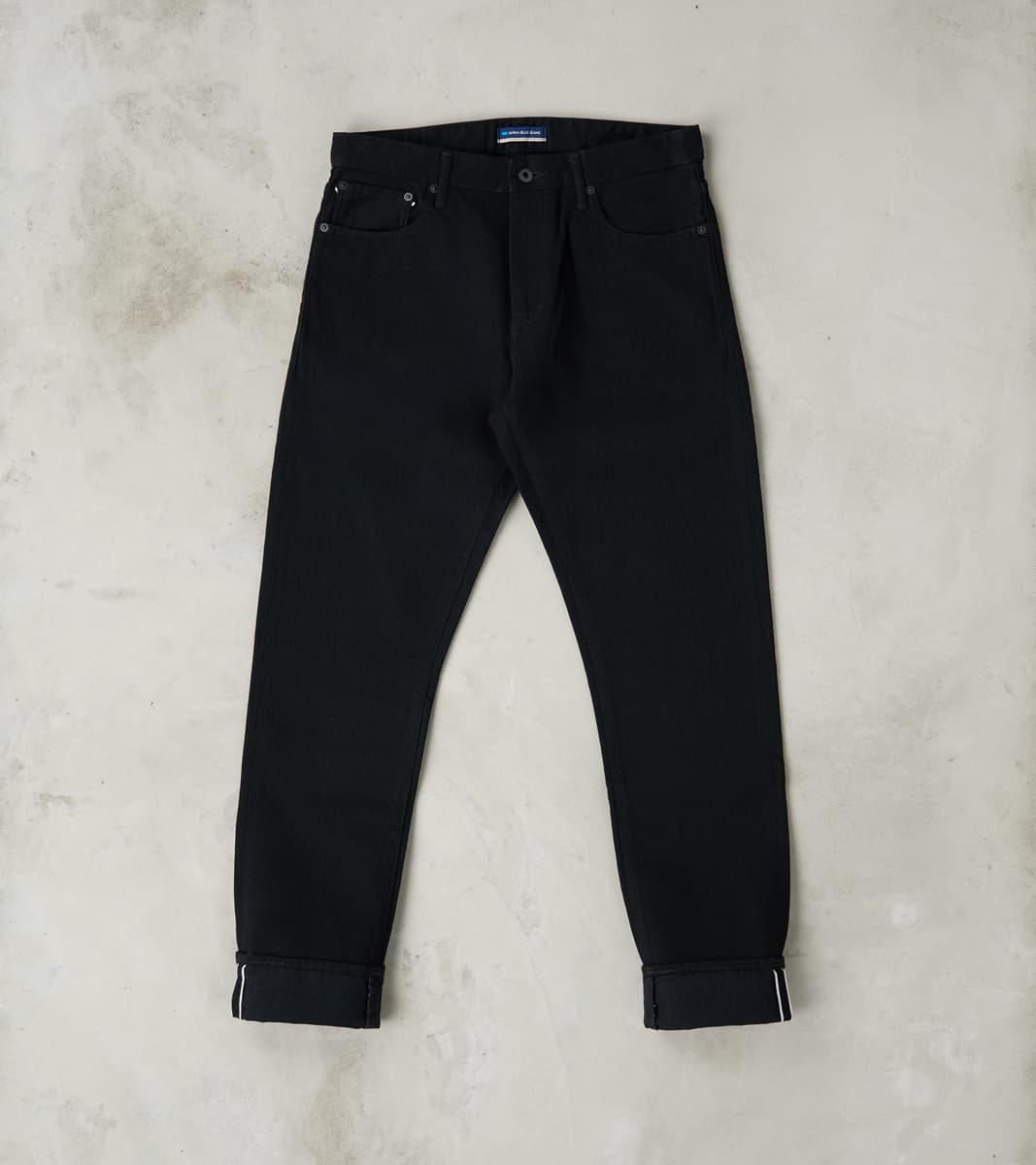 Japan Blue J314-BLK Circle Series - Straight - 14oz Black x Black