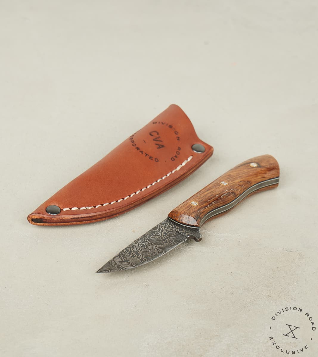 The Fields Artisan Handmade Damascus Steel & White Oak Fieldmate