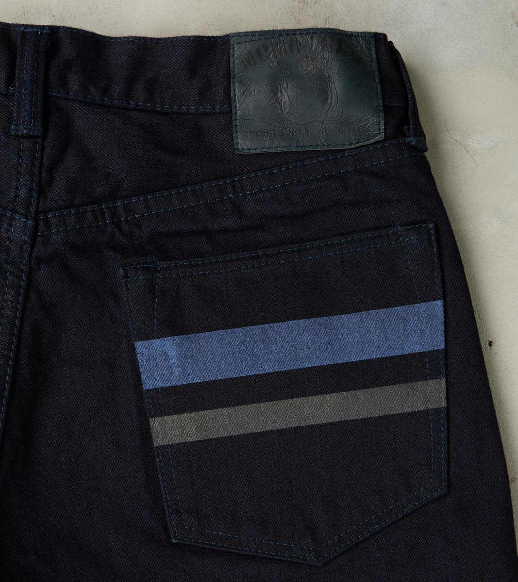 0605-IBSP - Natural Tapered - 15.7oz Indigo x Black