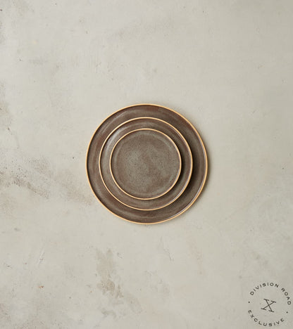 The Fields Artisan Hand Thrown Stoneware Plates - Graphite