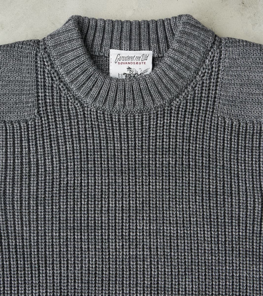 Robust Crewneck - Strata Grey