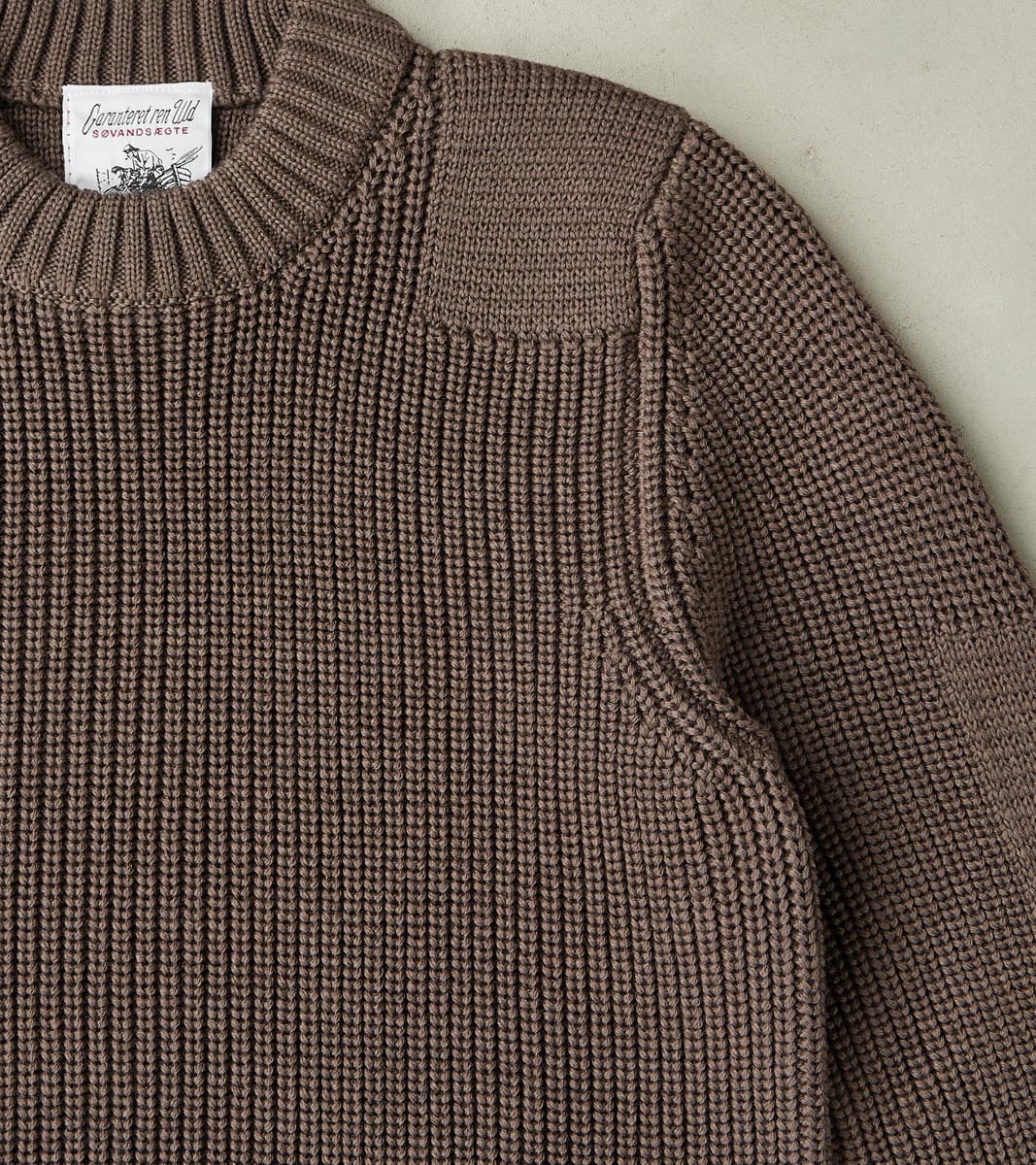 Robust Crewneck - Terra Magma Brown