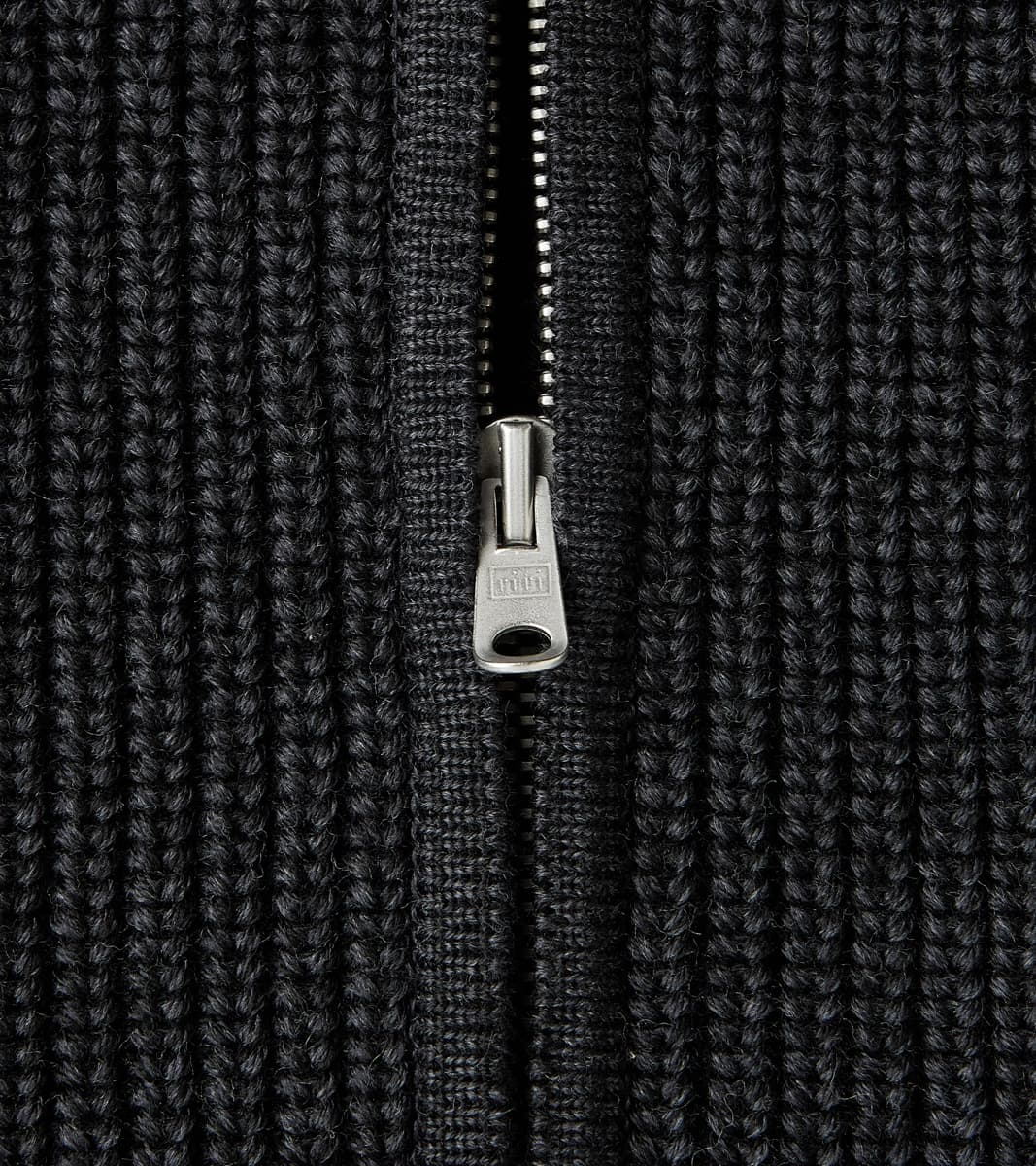 Robust Full Zip - Magnetite Black