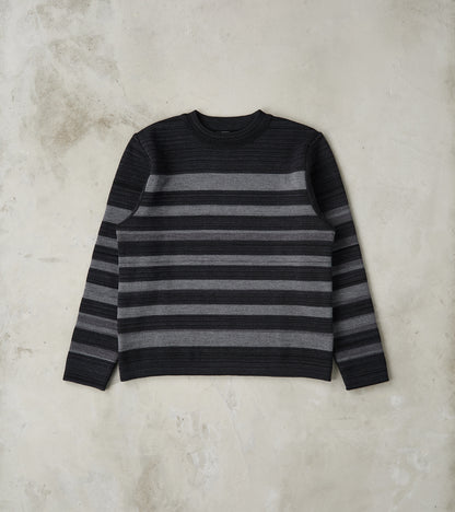 S.N.S. Herning Given III Crewneck - Magnetite Black & Gneiss Grey