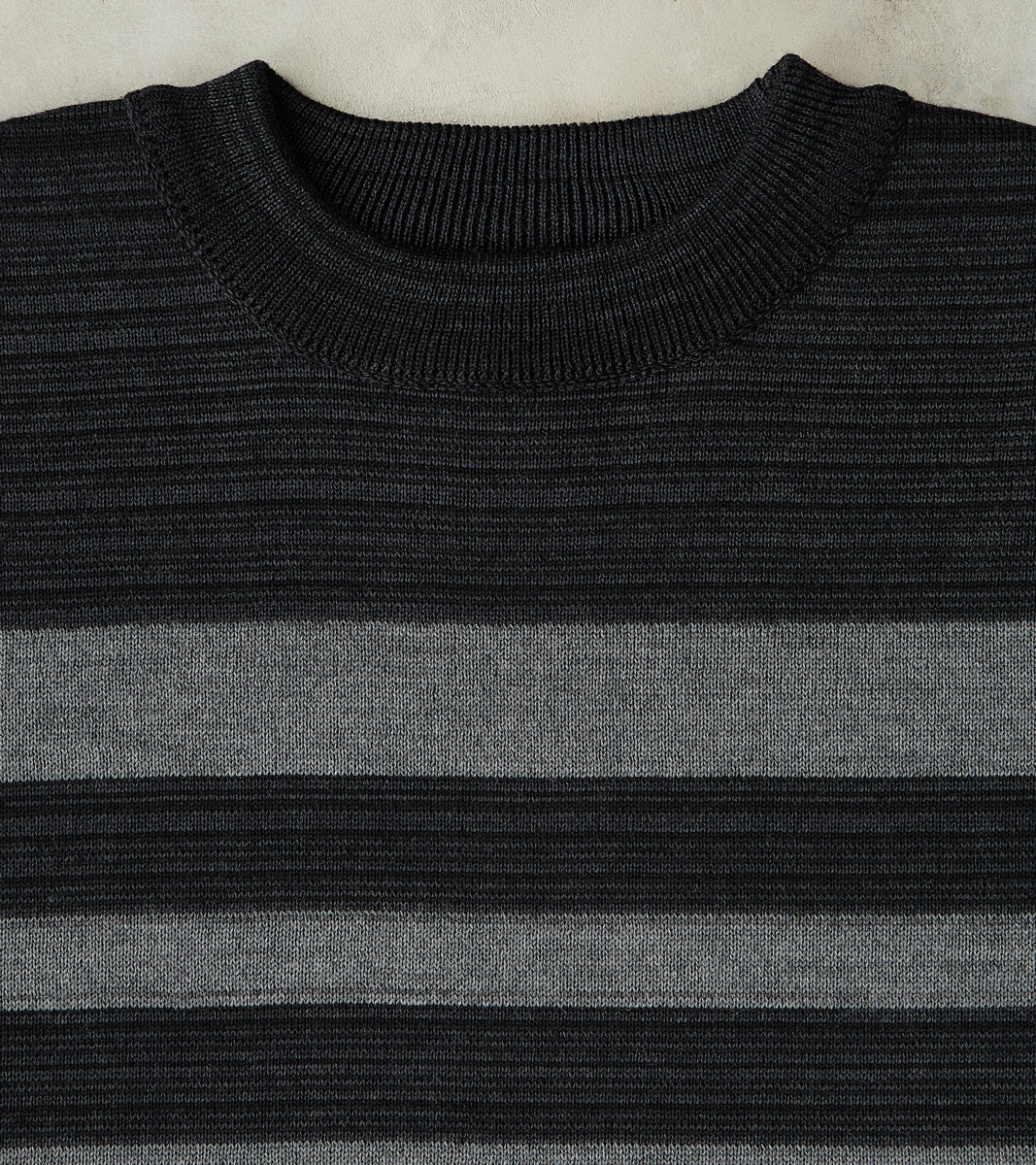 Given III Crewneck - Magnetite Black & Gneiss Grey
