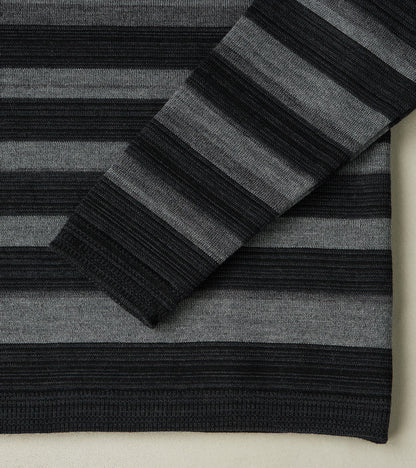Given III Crewneck - Magnetite Black & Gneiss Grey