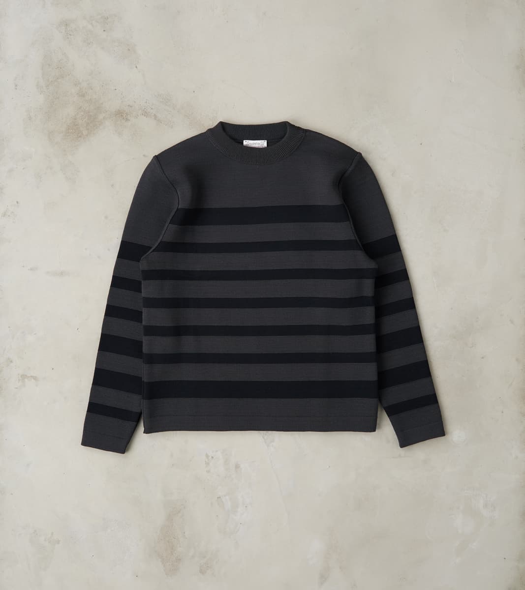 S.N.S. Herning Given III Crewneck - Molten Grey & Navy Blue