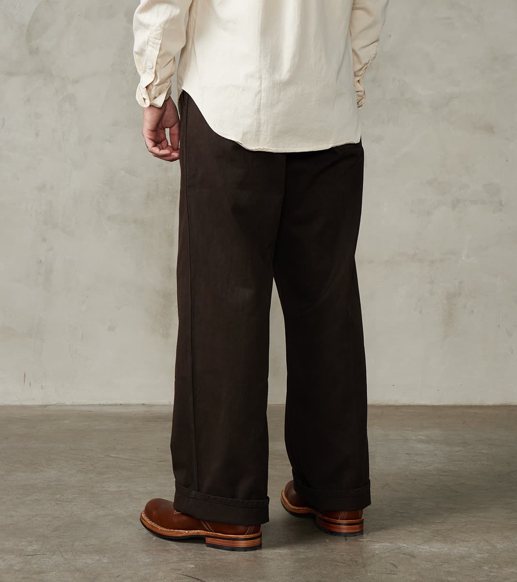 Lot. 223 British Work Trousers - Chino Cloth - Mud Dyed Brown