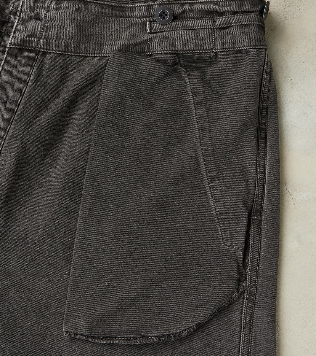Lot. 223 British Work Trousers - Chino Cloth - Sumi Dyed Charcoal