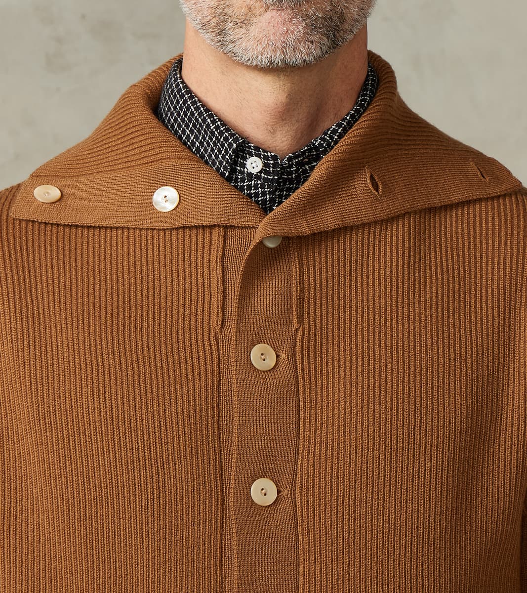 Lot. 521 Turtleneck Cardigan - Merino Lambswool - Camel