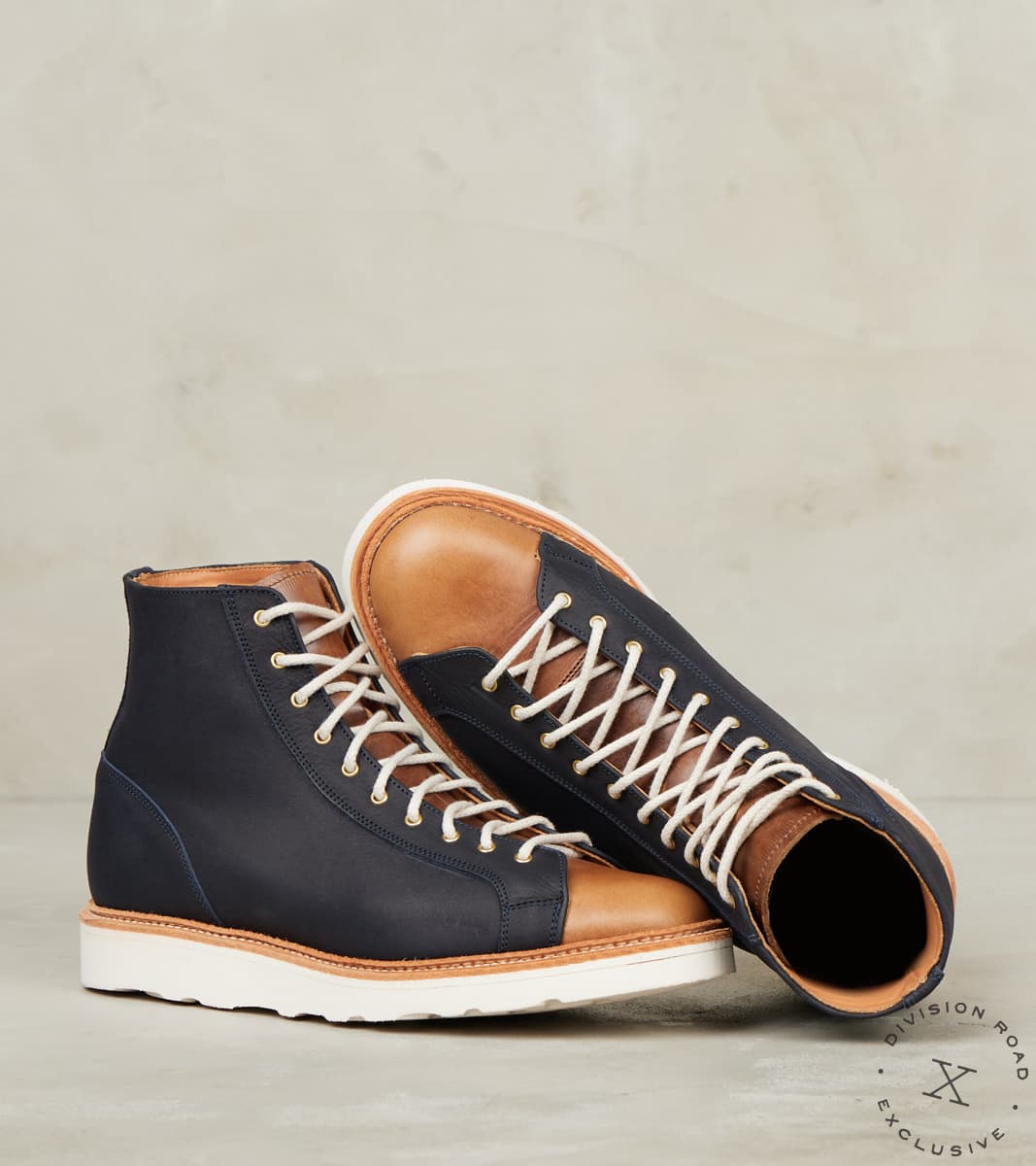 Super Monkey Boot - 5402 - Morflex - Baltic Waxed Kudu & Natural CXL