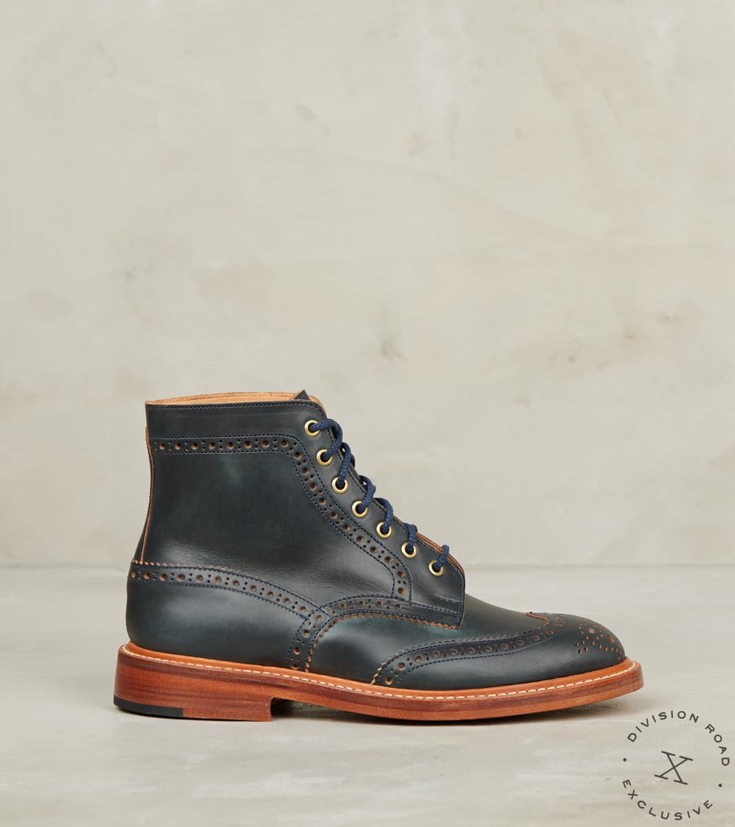 Division Road Tricker's Stow Boot - Leather - Horween Navy CXL