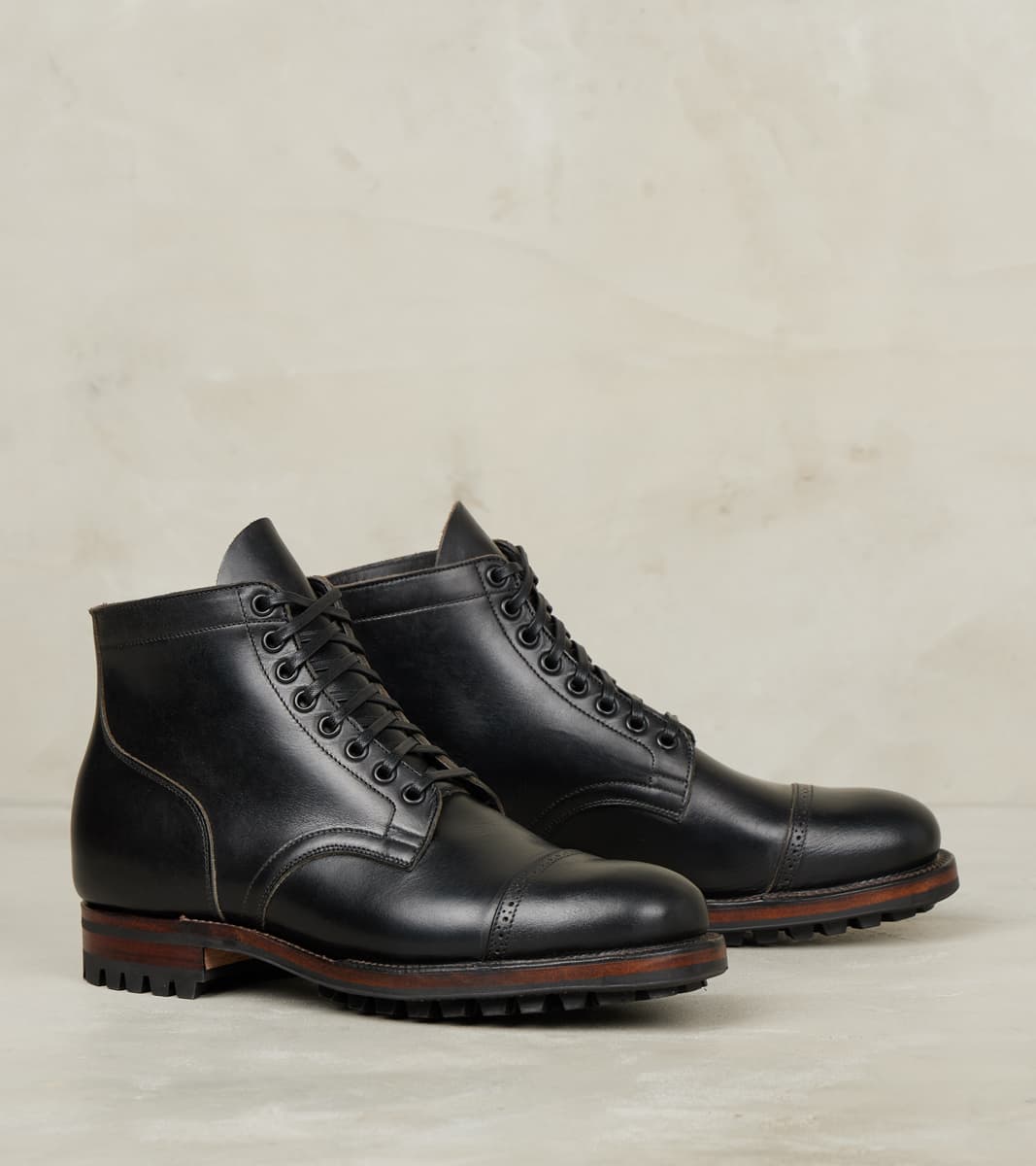 Viberg Service Boot - 2030 - Commando - Horween Black Wooly CXL