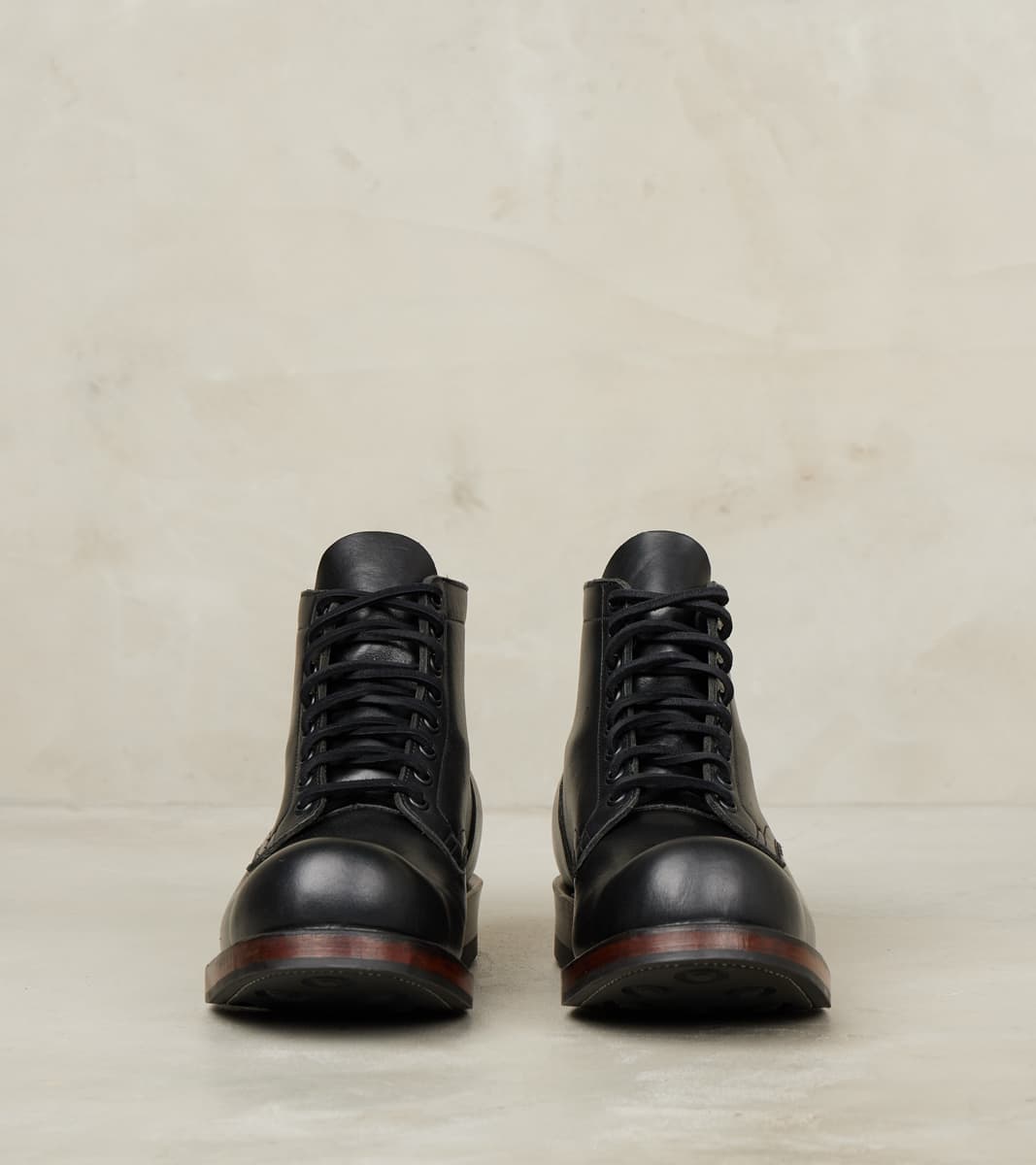 Service Boot - 310 - Split Dainite - Horween Black Wooly CXL