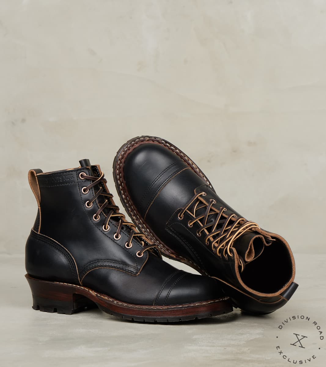 ダイゴSR White's x DR Logger 350 - 55 - Split Commando - Horween Black CXL