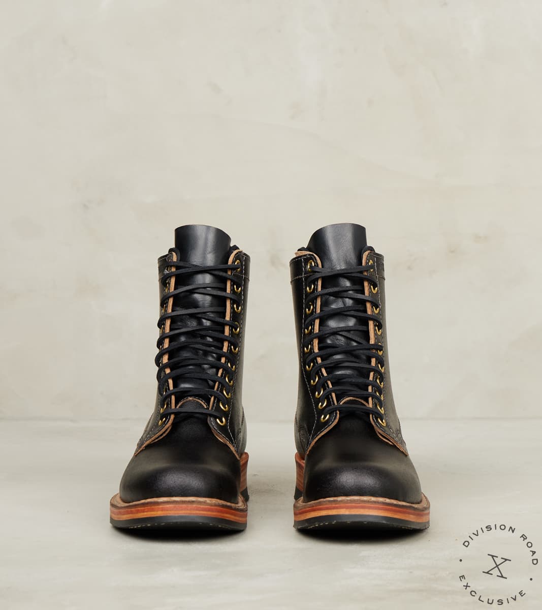 Semi-Dress 375 - 55 - Half Comp - Horween Black Waxed Flesh