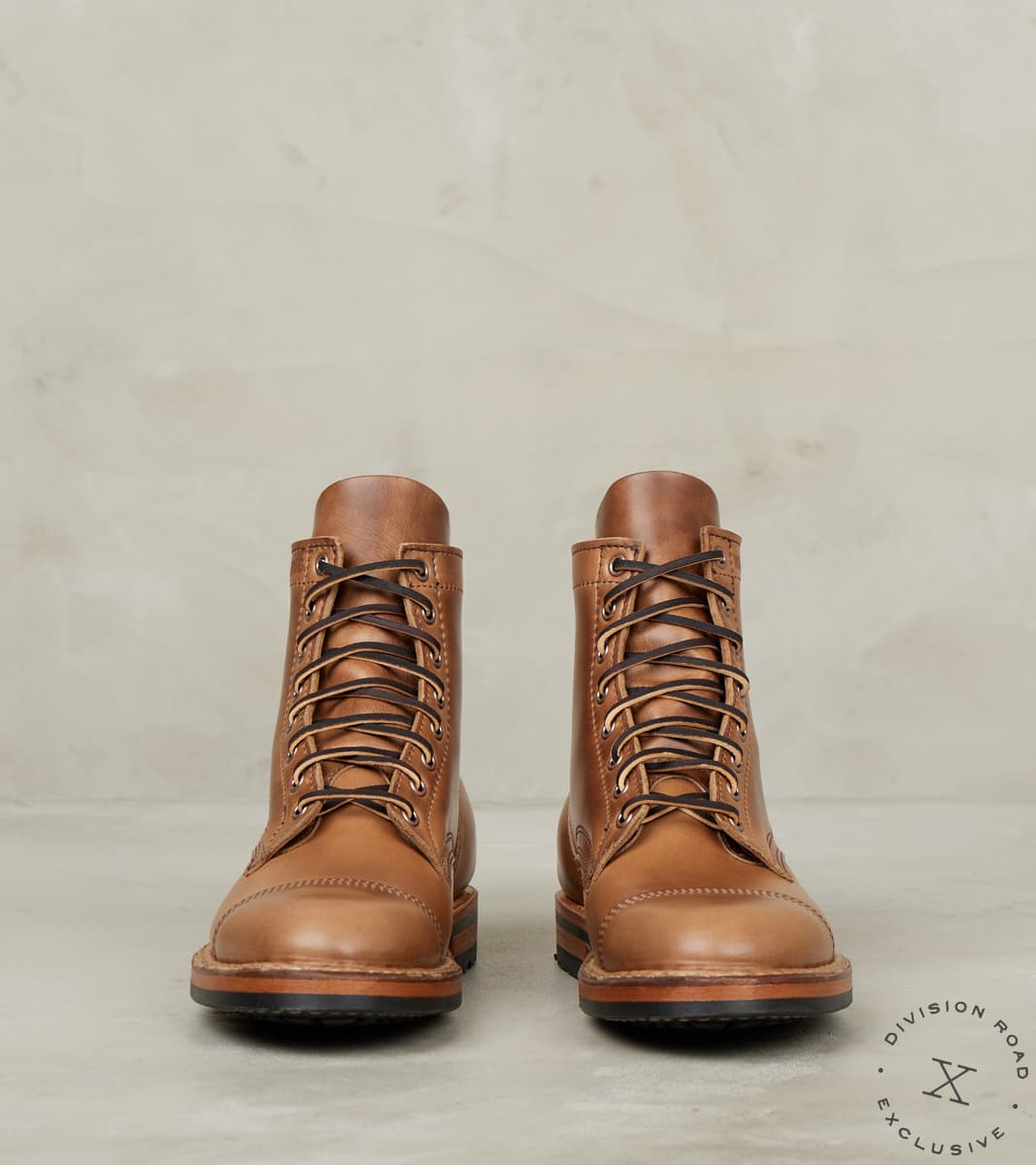 MPM1 - MP - Vibram Mini Lug - Horween Natural CXL