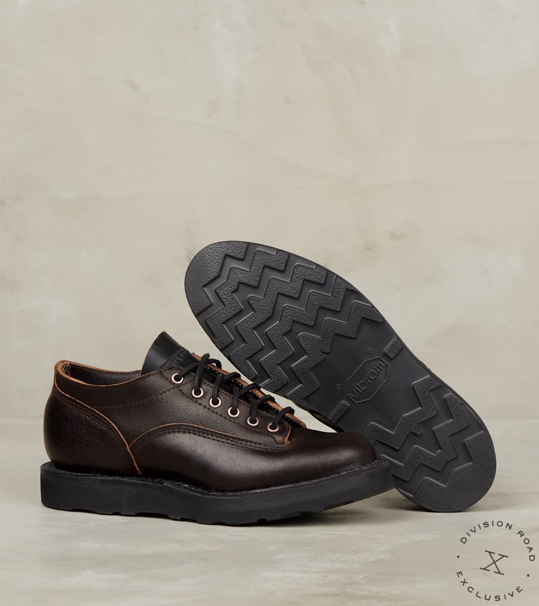 LTT Oxford 300 - C461 - Vibram 4014 - Horween Dark Brown Waxed Flesh
