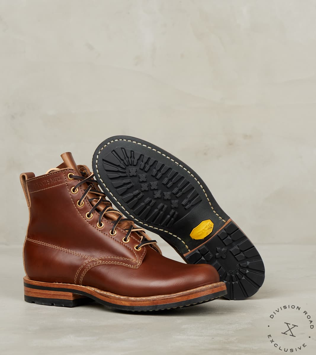 Semi-Dress 350 - 55 - Vibram Mini Lug - Horween British Tan CXL