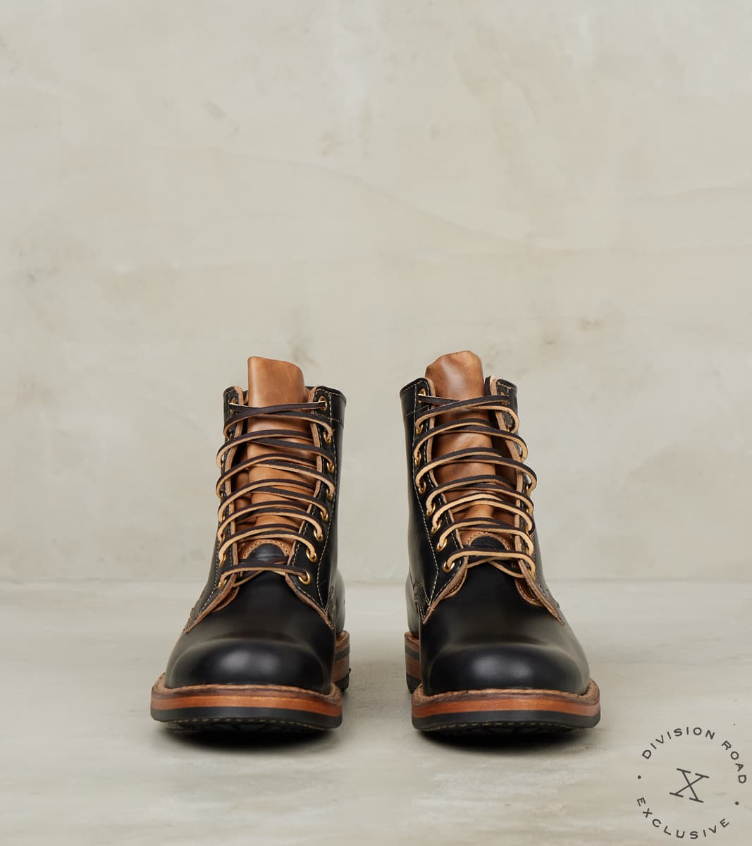 Semi-Dress 350 - 55 - Vibram Mini Lug - Horween Black CXL