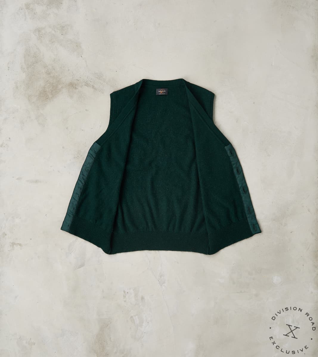 William Lockie x DR Oxford Camelhair Vest - Ivy – Division Road, Inc.