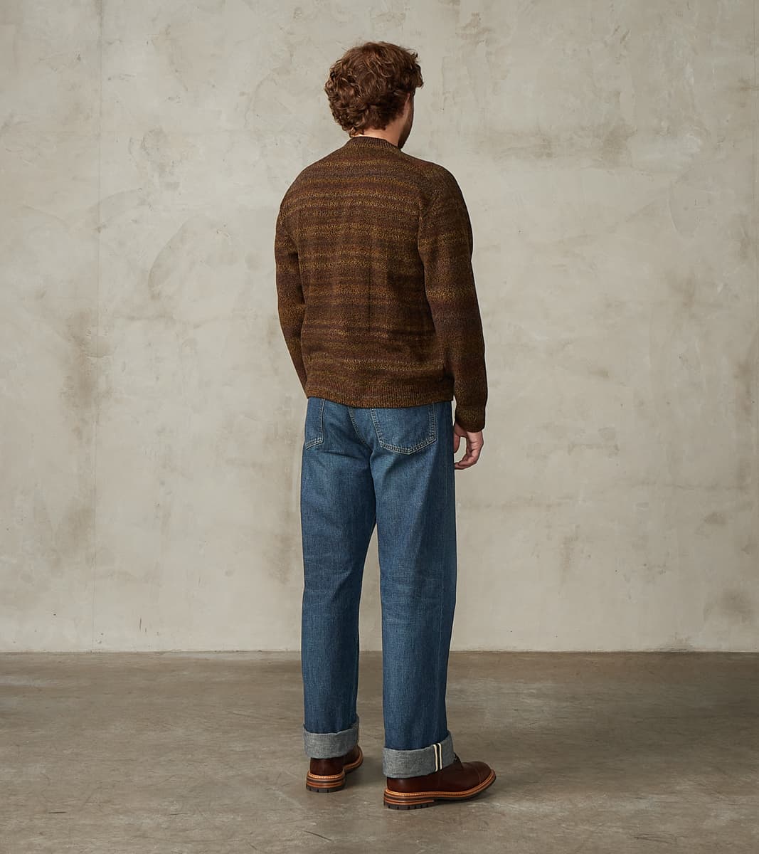 Gradation Loop of Intent Knit Crewneck - Charcoal Brown