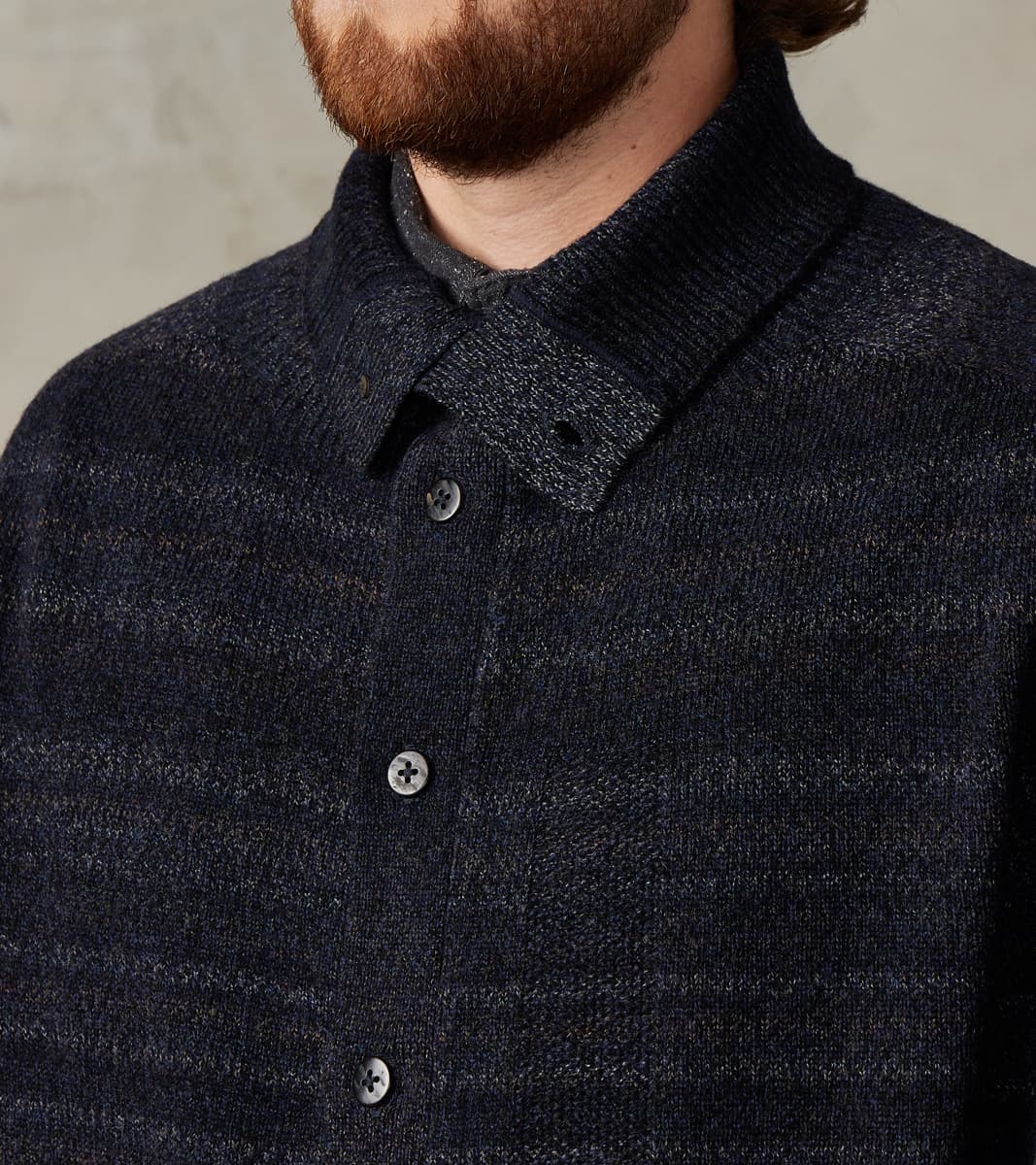Gradation Trace of Repair High Neck Cardigan - Navy Black