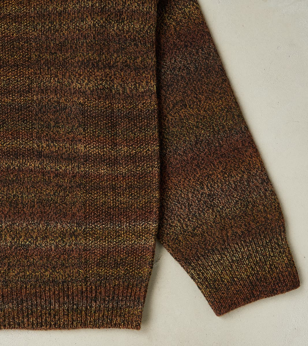 Gradation Loop of Intent Knit Crewneck - Charcoal Brown
