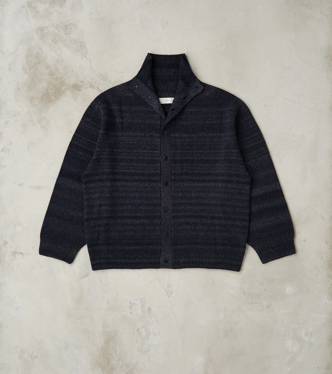 amachi. Gradation Trace of Repair High Neck Cardigan - Navy Black