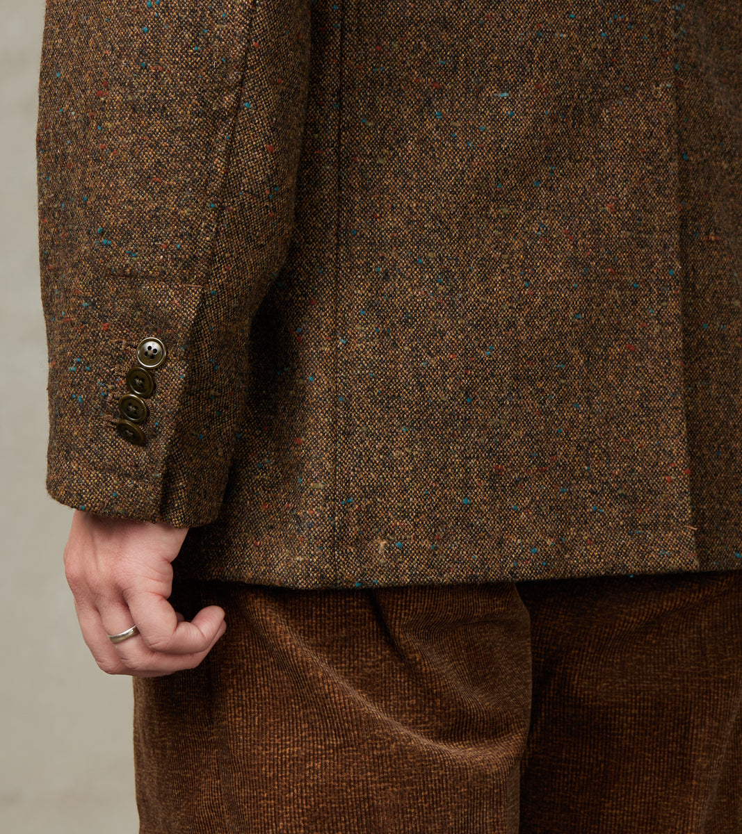 限定値下げ！【Eaphi】WOOL TWEED JACKET / brown ?media_id=3475084242017781306