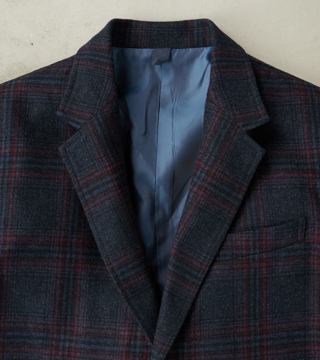 Single Breasted 2-Button Jacket - Glen Plaid Wool Blend Cloth - Navy