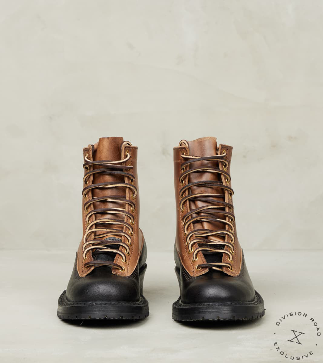 Division Road White's x DR LTT Logger 375 - Split Commando - Black Waxed Flesh & Natural CXL