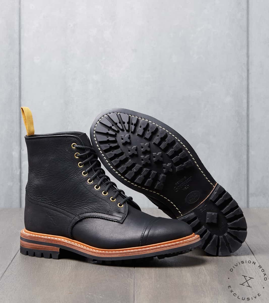 Tricker's low hotsell leg logger boot